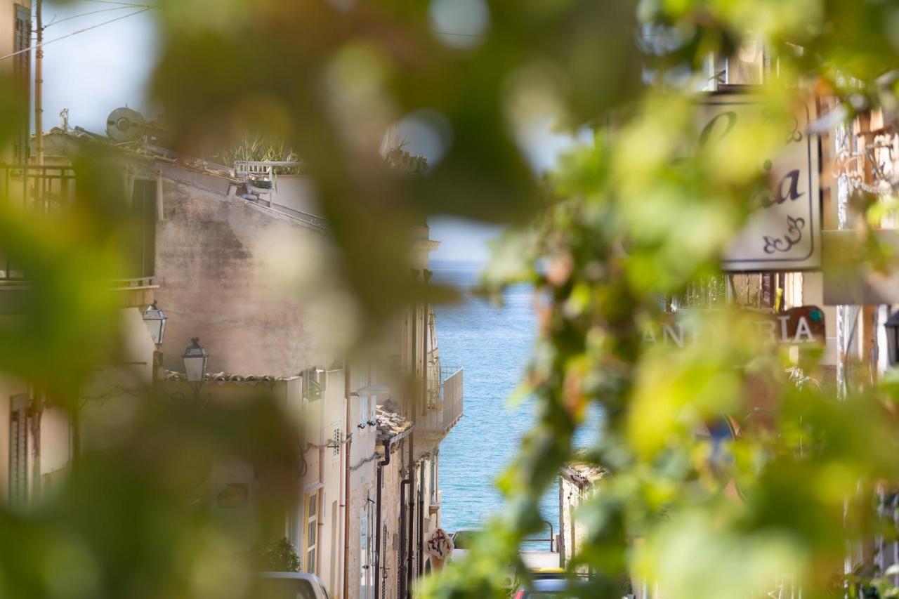 "Le Casette Di Ninetta" - Casa Casmene Donnalucata  Buitenkant foto